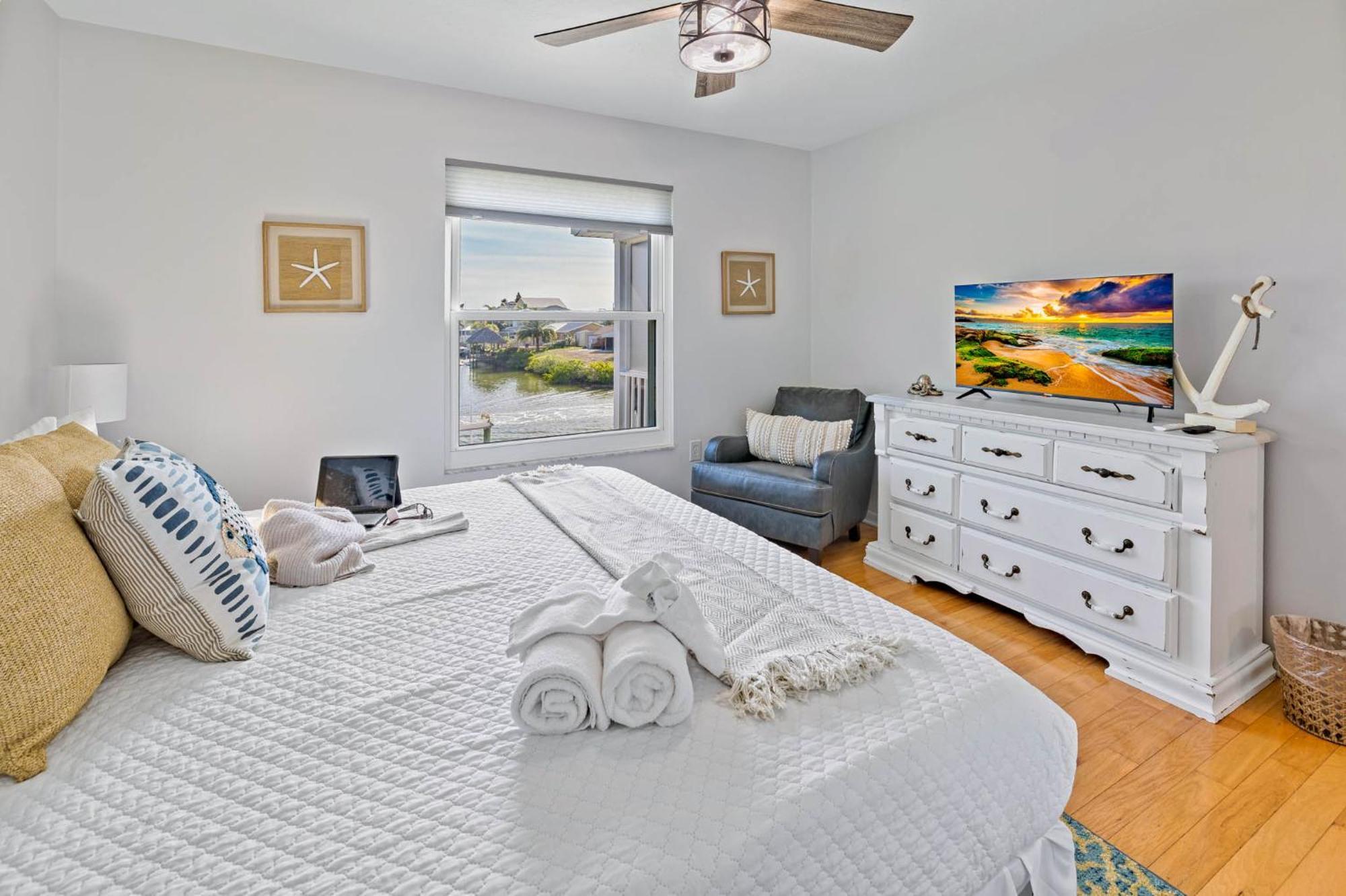 5 Bed3Bath Waterfront Pool Home With Full Gym, Office, And Heated Pool! Hernando Beach Экстерьер фото